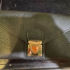 NWT front latch clutch.